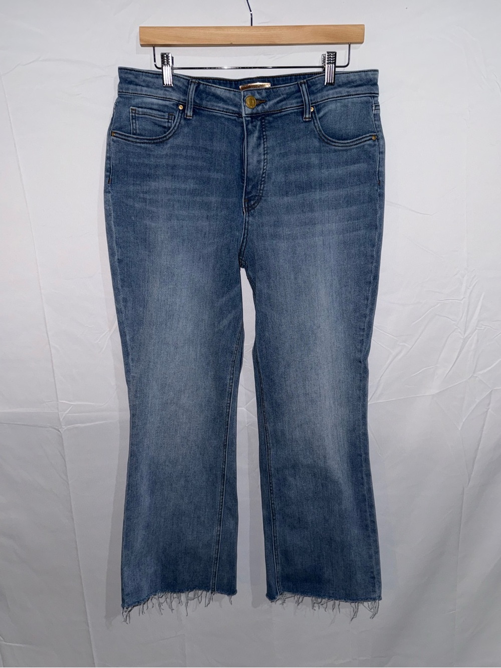 Kut from the Kloth Kelsey Fab Ab Ankle Flare Women’s Cropped Raw-Hem Jeans